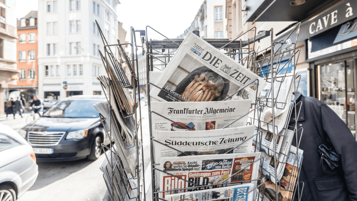 Pohľad do histórie a súčasnosti tlačených novín